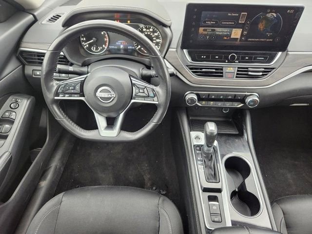 Used 2024 Nissan Altima 2.5 SV w/ SV Premium Package FWD image 27