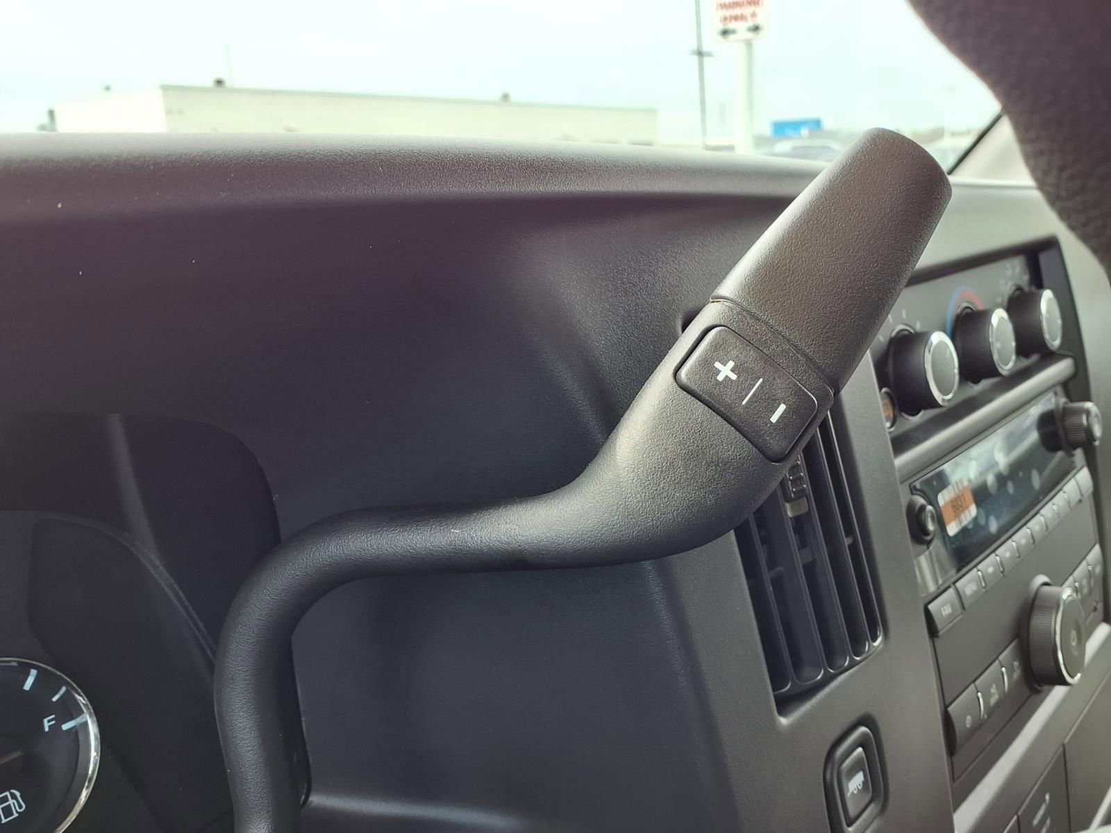 New 2026 Chevrolet Express 2500 Extended w/ Driver Convenience Package RWD image 19