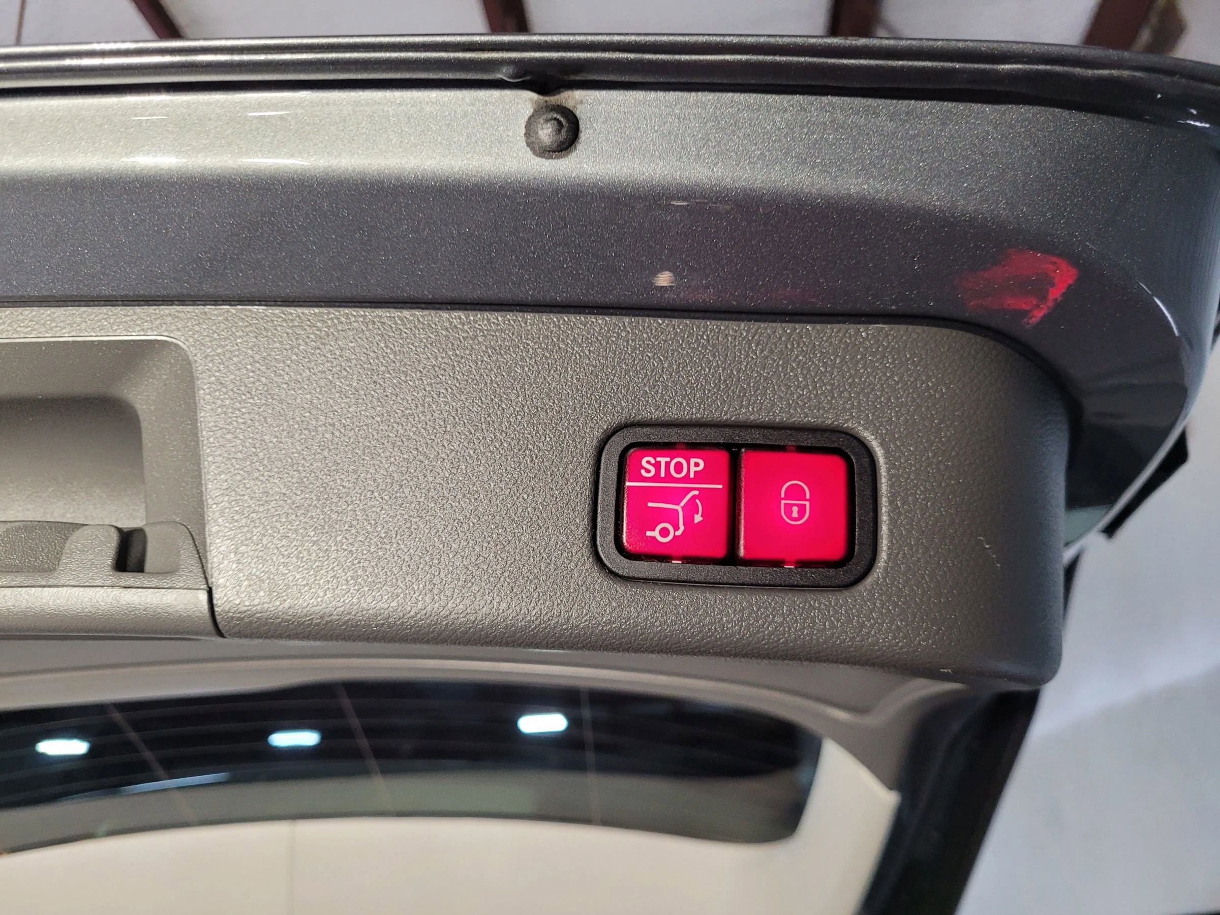 Used 2014 Mercedes-Benz ML 350 2WD w/ Premium 1 Package image 11