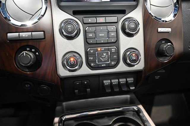 Used 2016 Ford F350 Lariat w/ Lariat Interior Package image 18