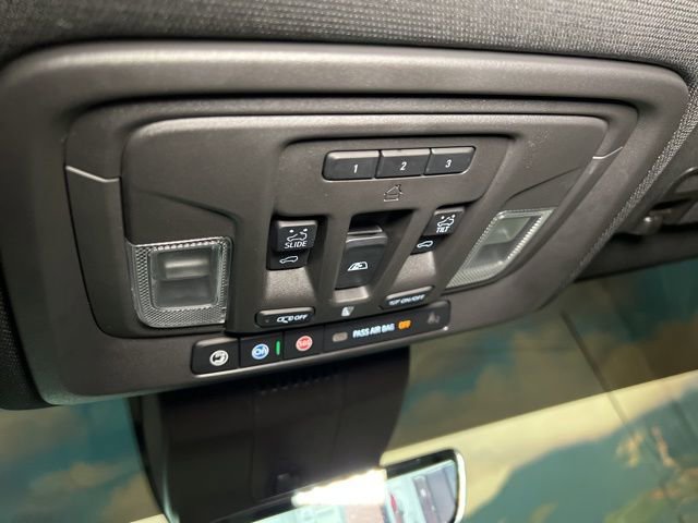 Used 2024 Chevrolet Silverado 3500 High Country w/ High Country Premium Package image 55