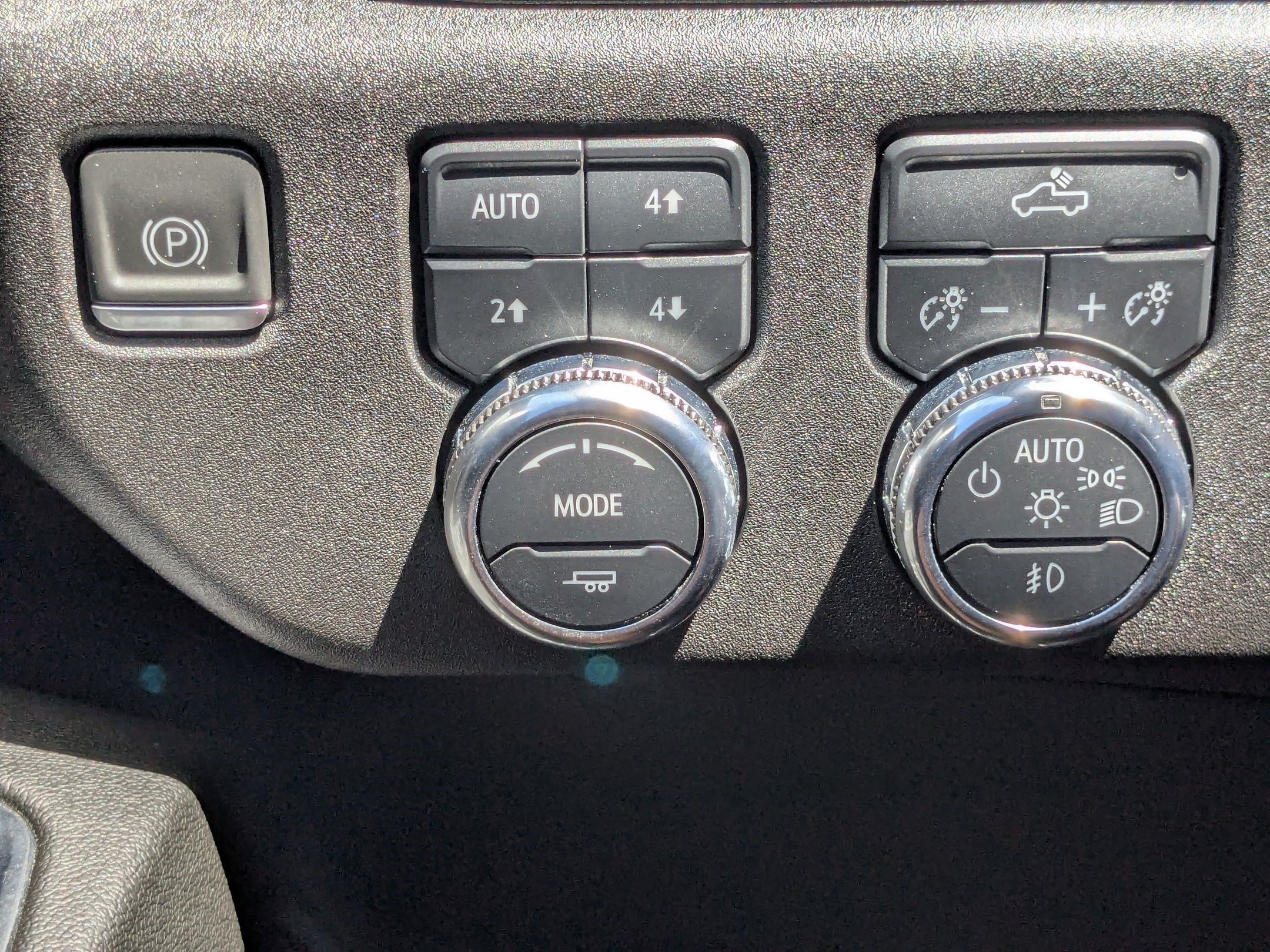 Used 2024 GMC Sierra 1500 Elevation w/ Preferred Package AWD/4WD image 21