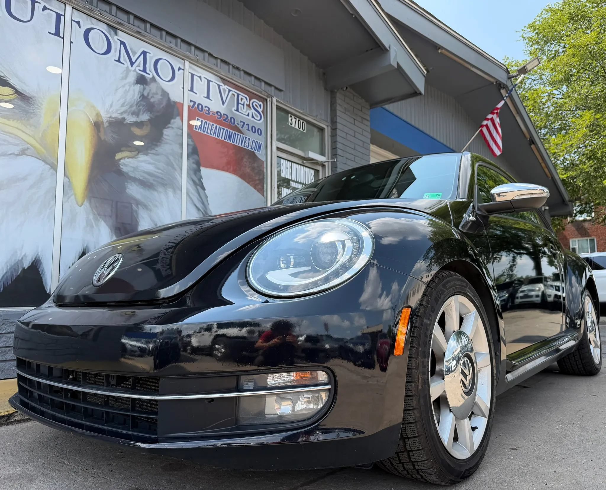 Used 2013 Volkswagen Beetle Turbo FWD image 7