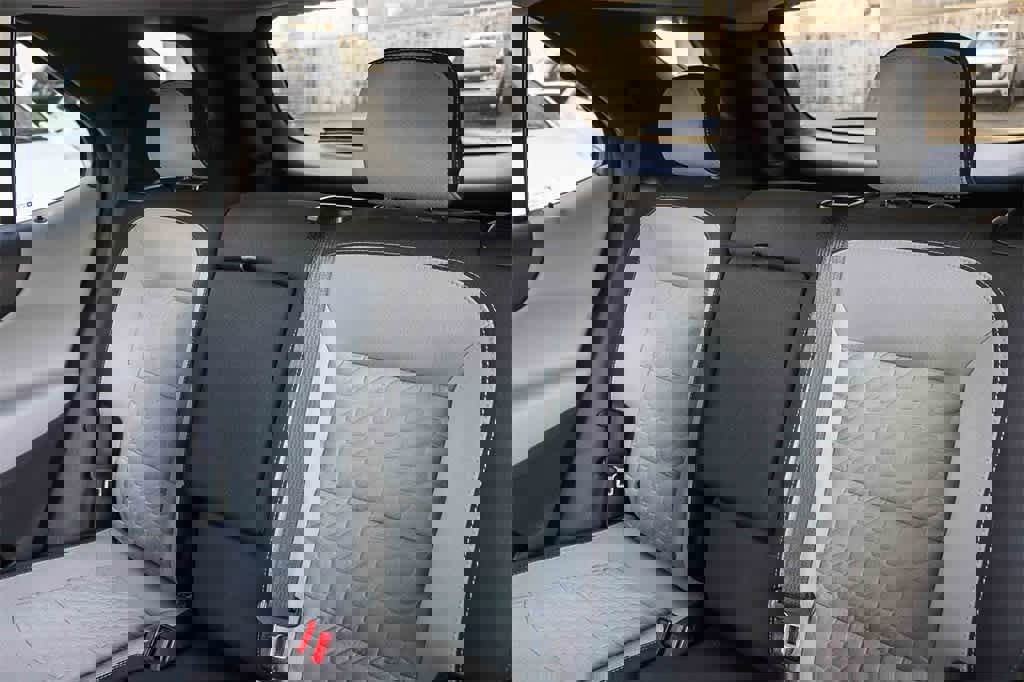 Used 2020 Chevrolet Equinox LS w/ LS Convenience Package image 19