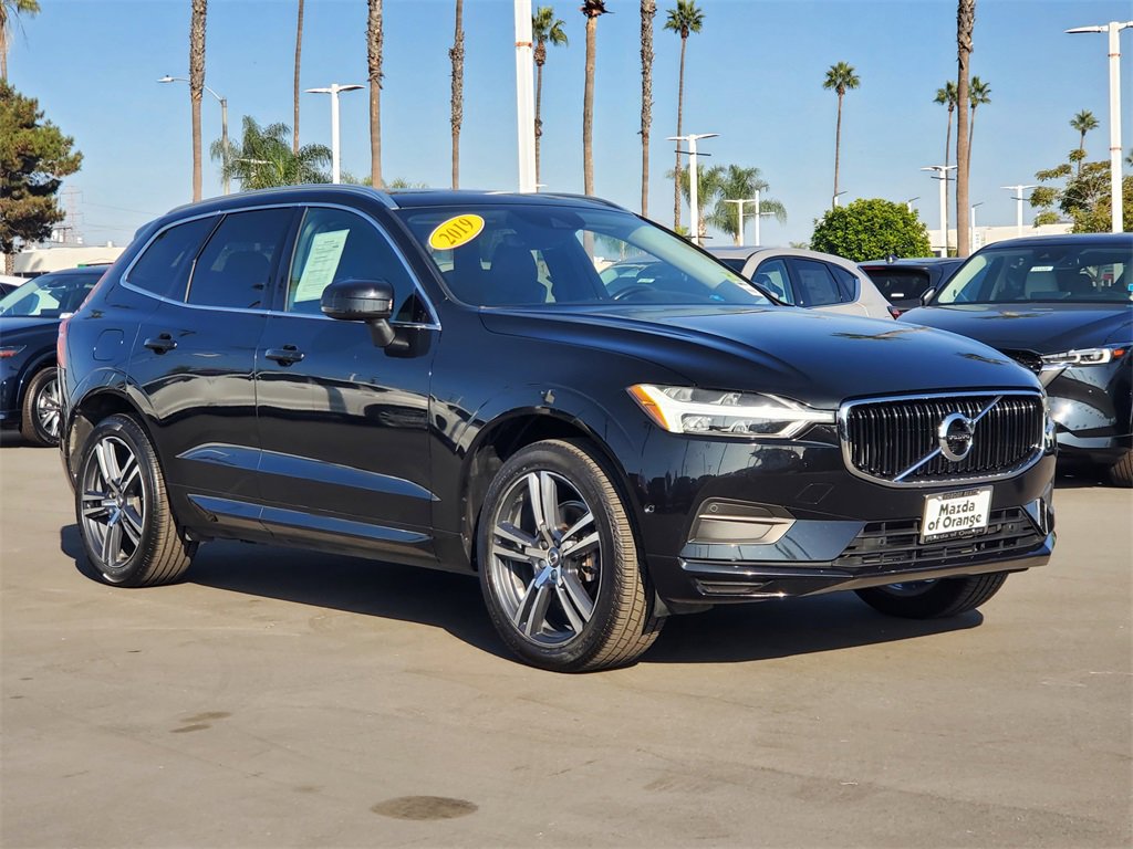 Used 2019 Volvo XC60 T5 Momentum w/ Multimedia Package image 26