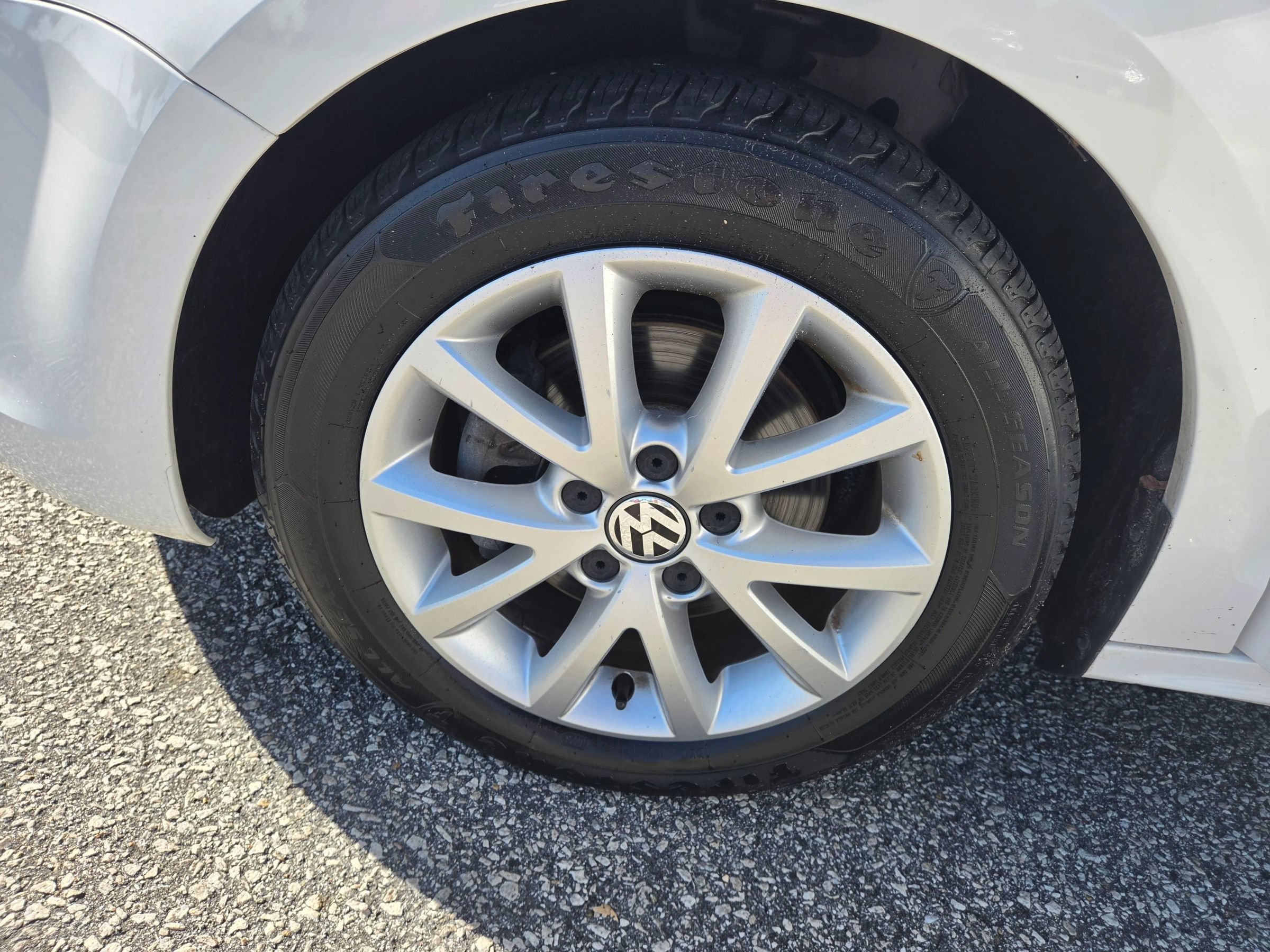 Used 2013 Volkswagen Jetta SE FWD image 9