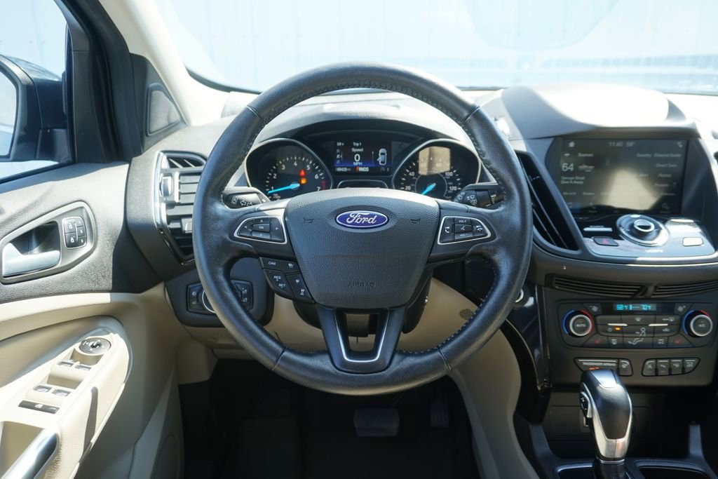 Used 2019 Ford Escape Titanium image 14