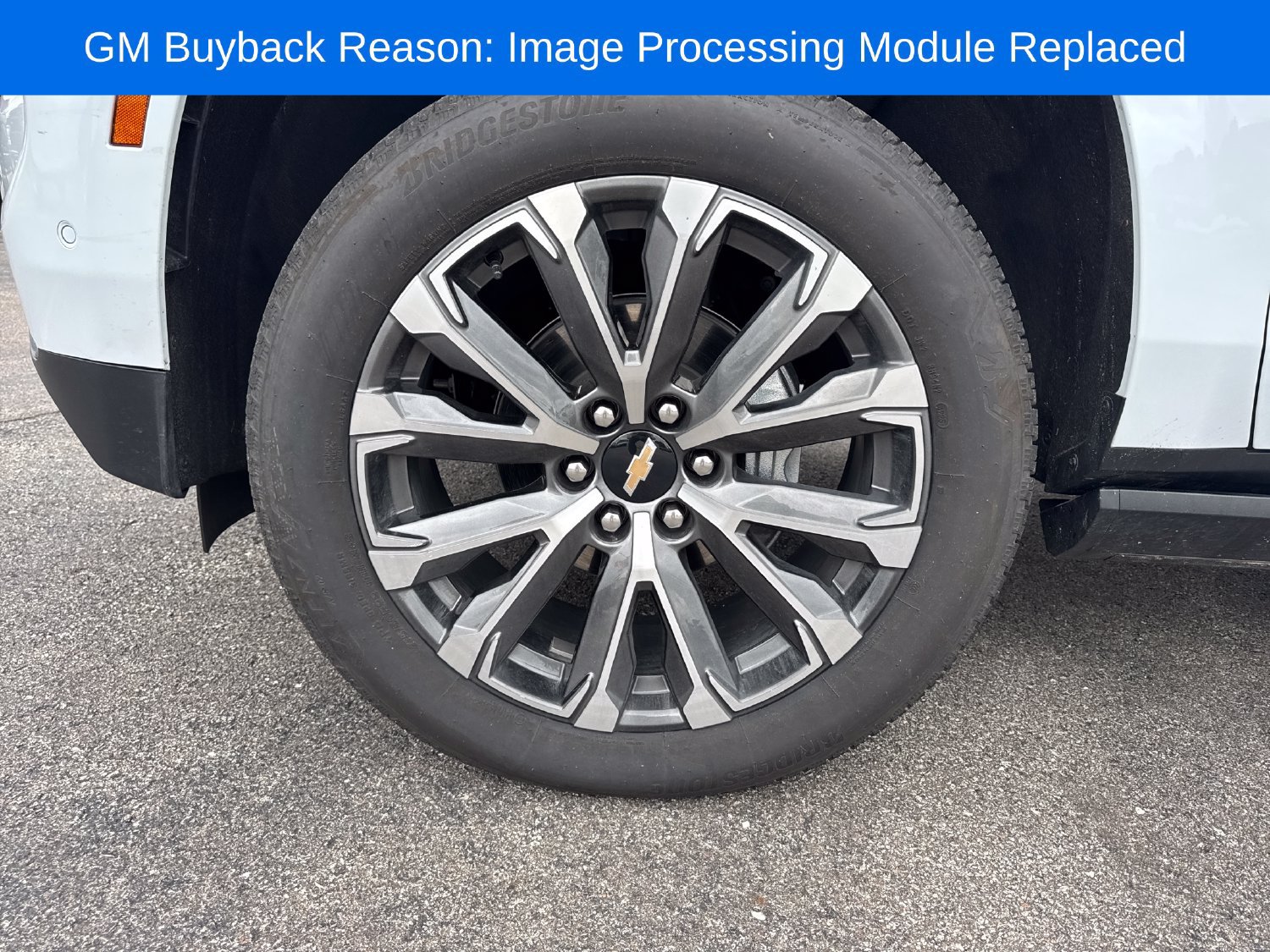 Used 2026 Chevrolet Suburban High Country AWD/4WD image 23