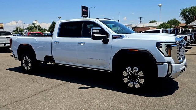 New 2026 GMC Sierra 2500 Denali w/ Denali Reserve Package AWD/4WD image 2