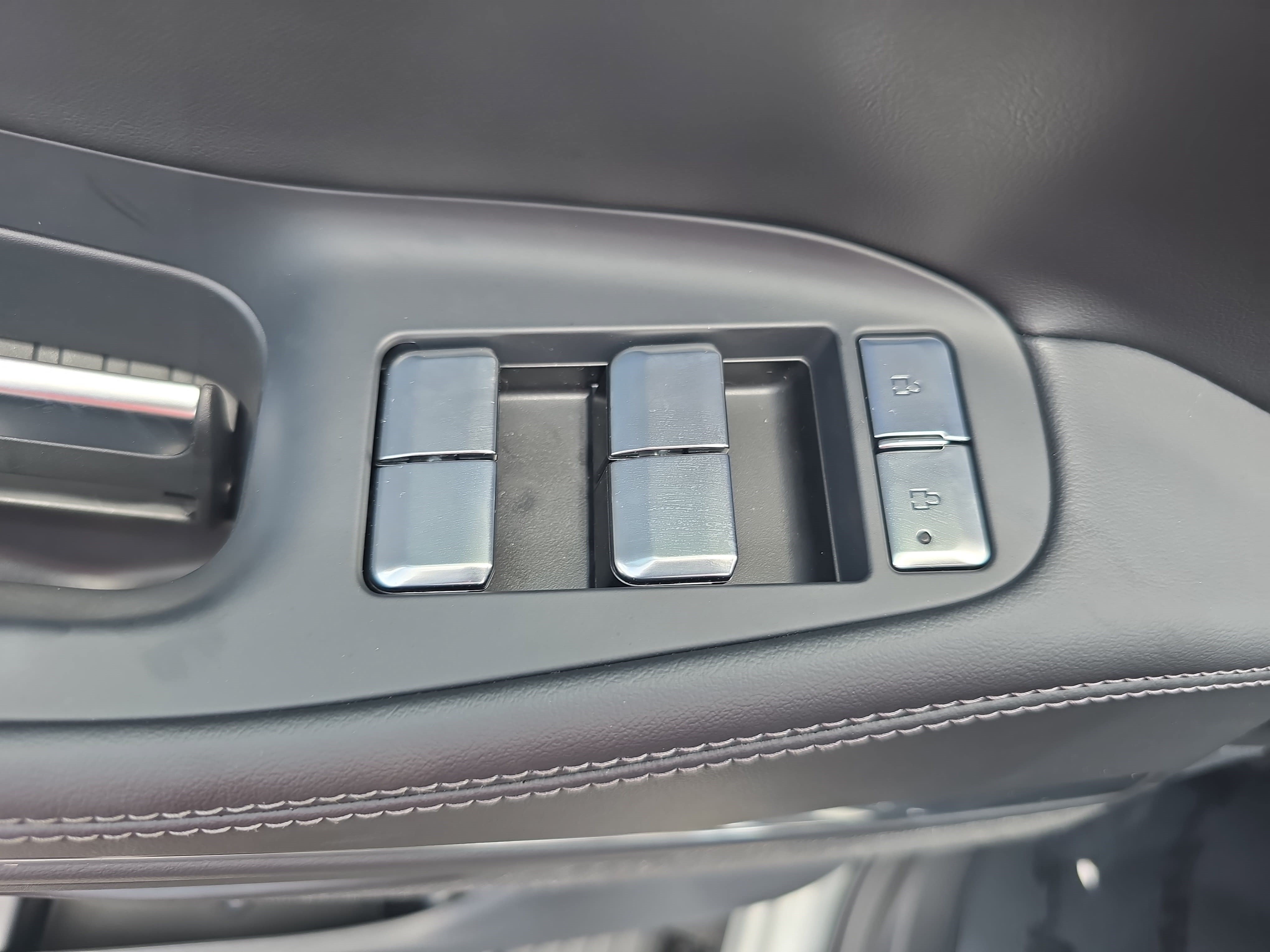 New 2027 Lincoln Navigator L Reserve AWD/4WD image 29