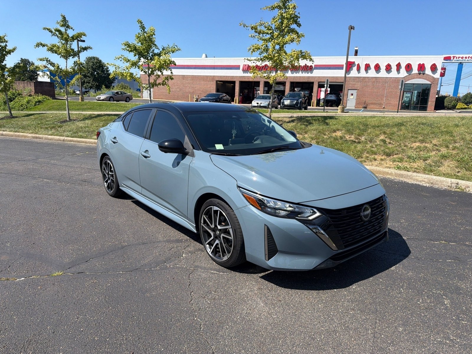 Used 2024 Nissan Sentra SR w/ SR Premium Package FWD image 24