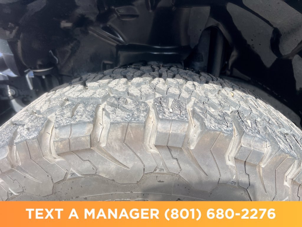 Used 2024 Jeep Wrangler Unlimited Rubicon AWD/4WD image 10