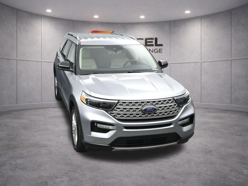 Used 2020 Ford Explorer Limited w/ Hybrid Equipment Group 310A image 49