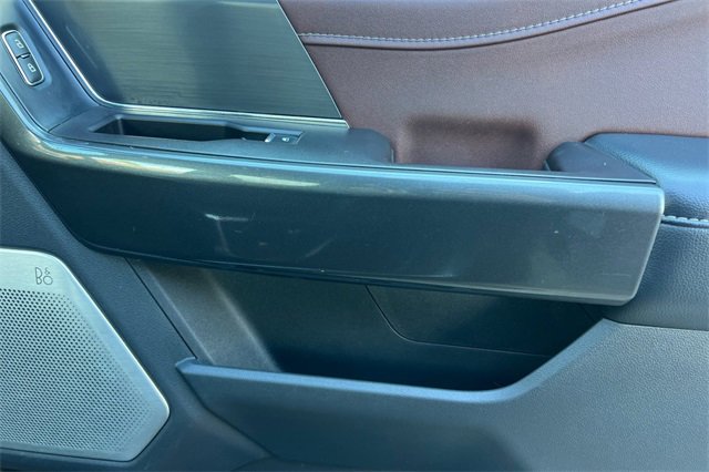 Used 2021 Ford F150 Lariat w/ Equipment Group 502A High image 19