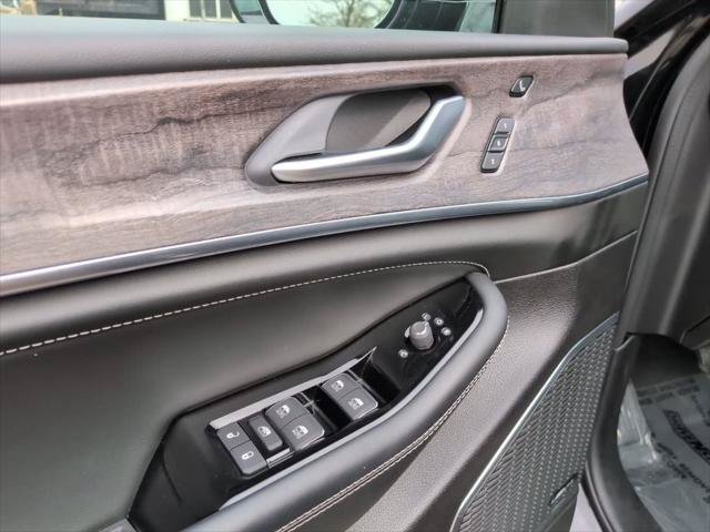 Certified 2024 Jeep Grand Cherokee Overland w/ Luxury Tech Group IV AWD/4WD image 20