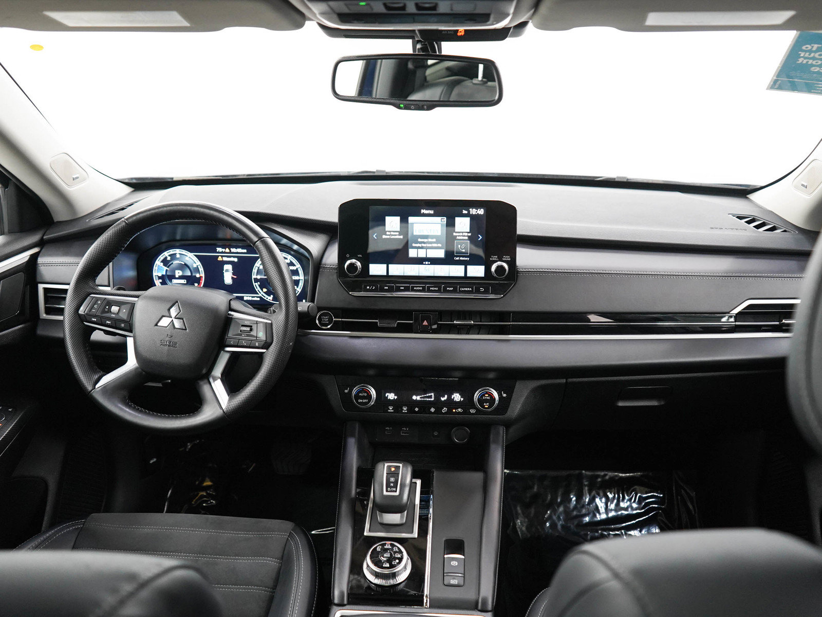 Used 2024 Mitsubishi Outlander SE AWD/4WD image 13