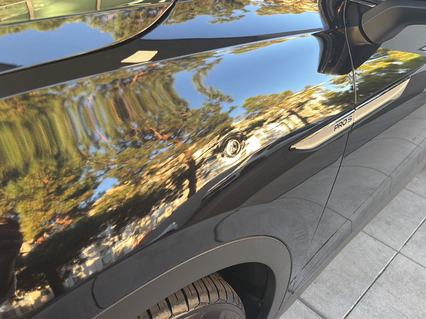 Certified 2023 Volkswagen ID.4 Pro S RWD image 9