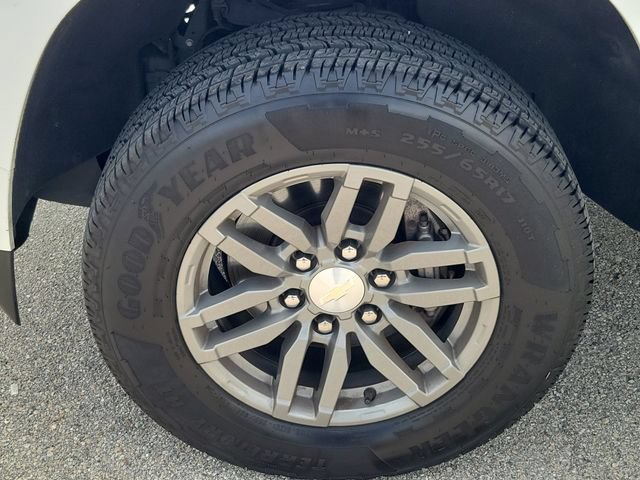 Used 2024 Chevrolet Colorado LT RWD image 8
