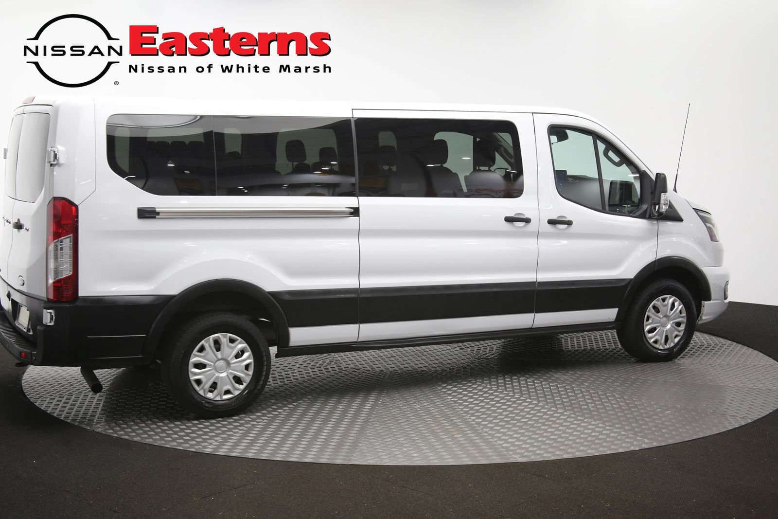 Used 2023 Ford Transit 350 XLT RWD image 41