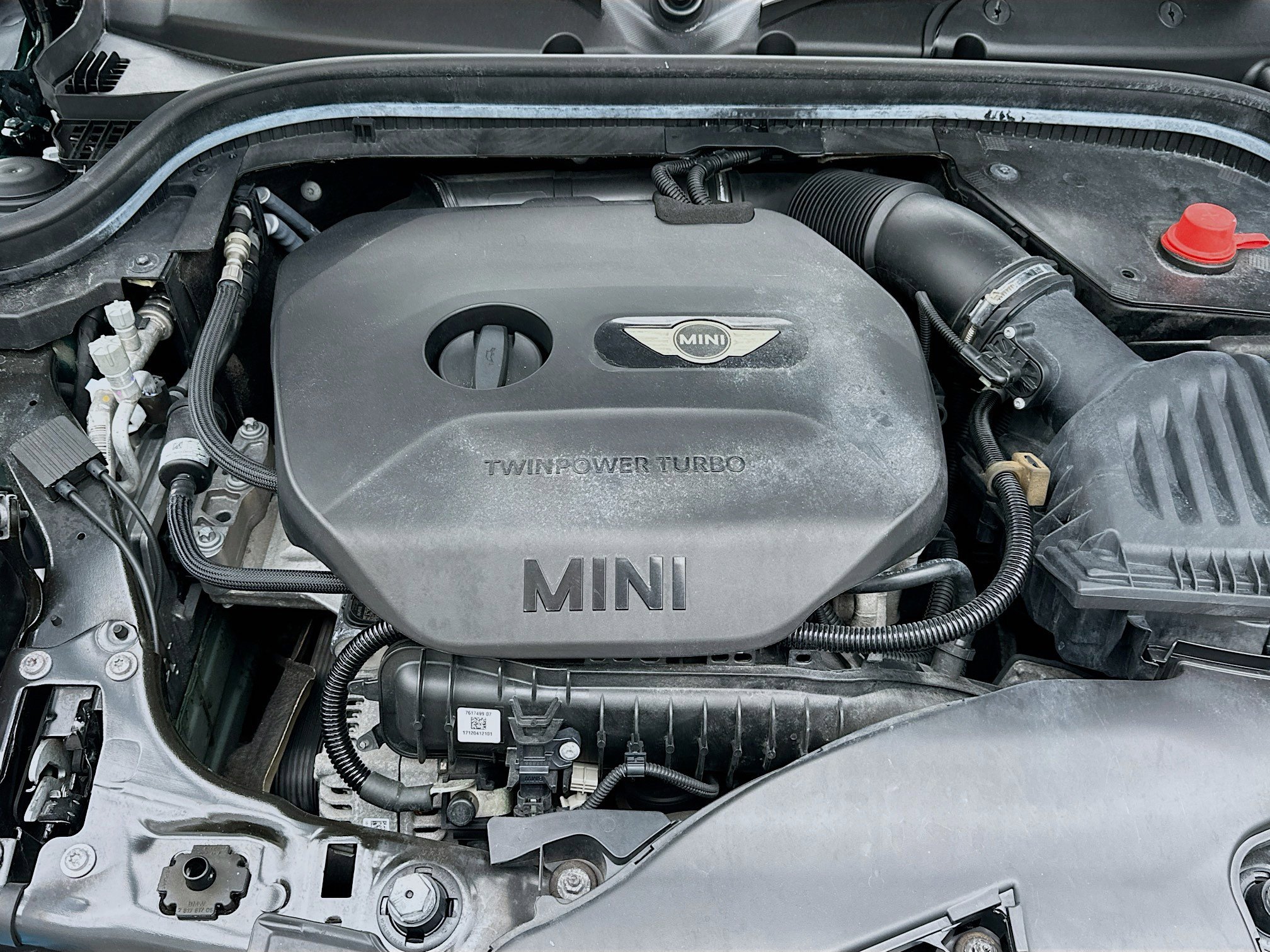 Used 2018 MINI Cooper 2-Door Hardtop image 31