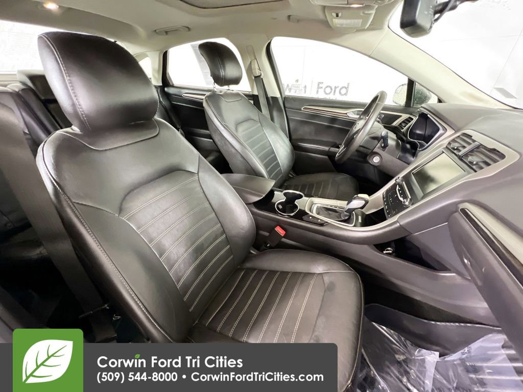 Used 2014 Ford Fusion Energi SE image 17