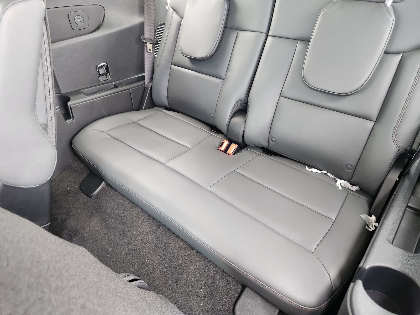 New 2026 Ford Explorer Active w/ Active Comfort Package RWD image 26