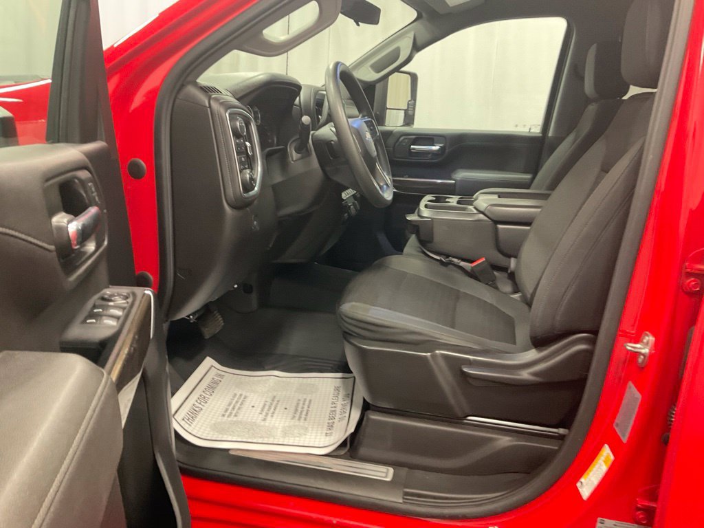Used 2022 Chevrolet Silverado 3500 LT AWD/4WD image 15