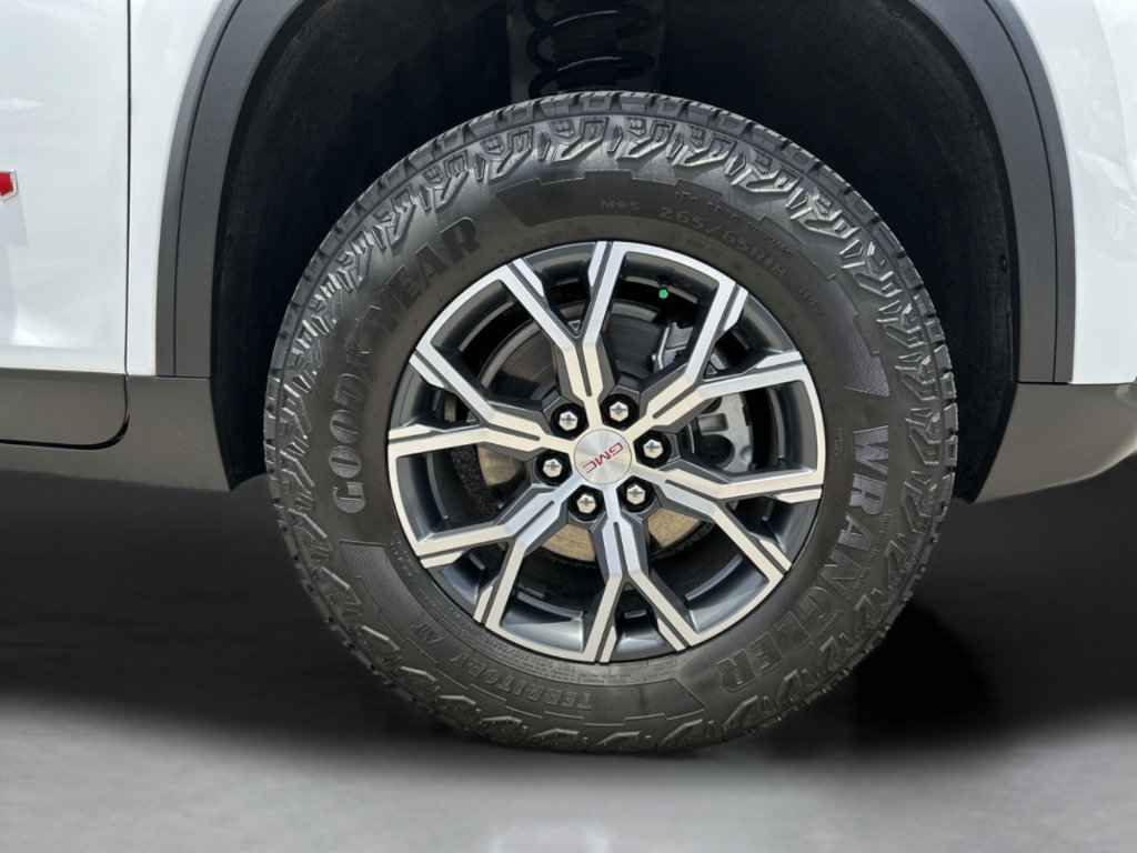 Used 2025 GMC Acadia AT4 AWD/4WD image 43