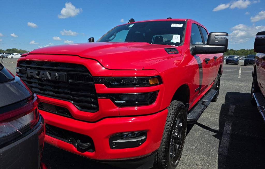 Used 2026 RAM 2500 Big Horn AWD/4WD image 3