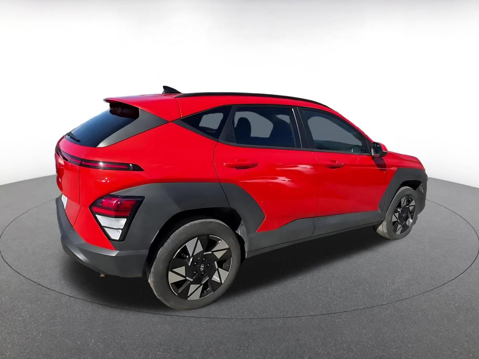 Used 2025 Hyundai Kona SEL image 15