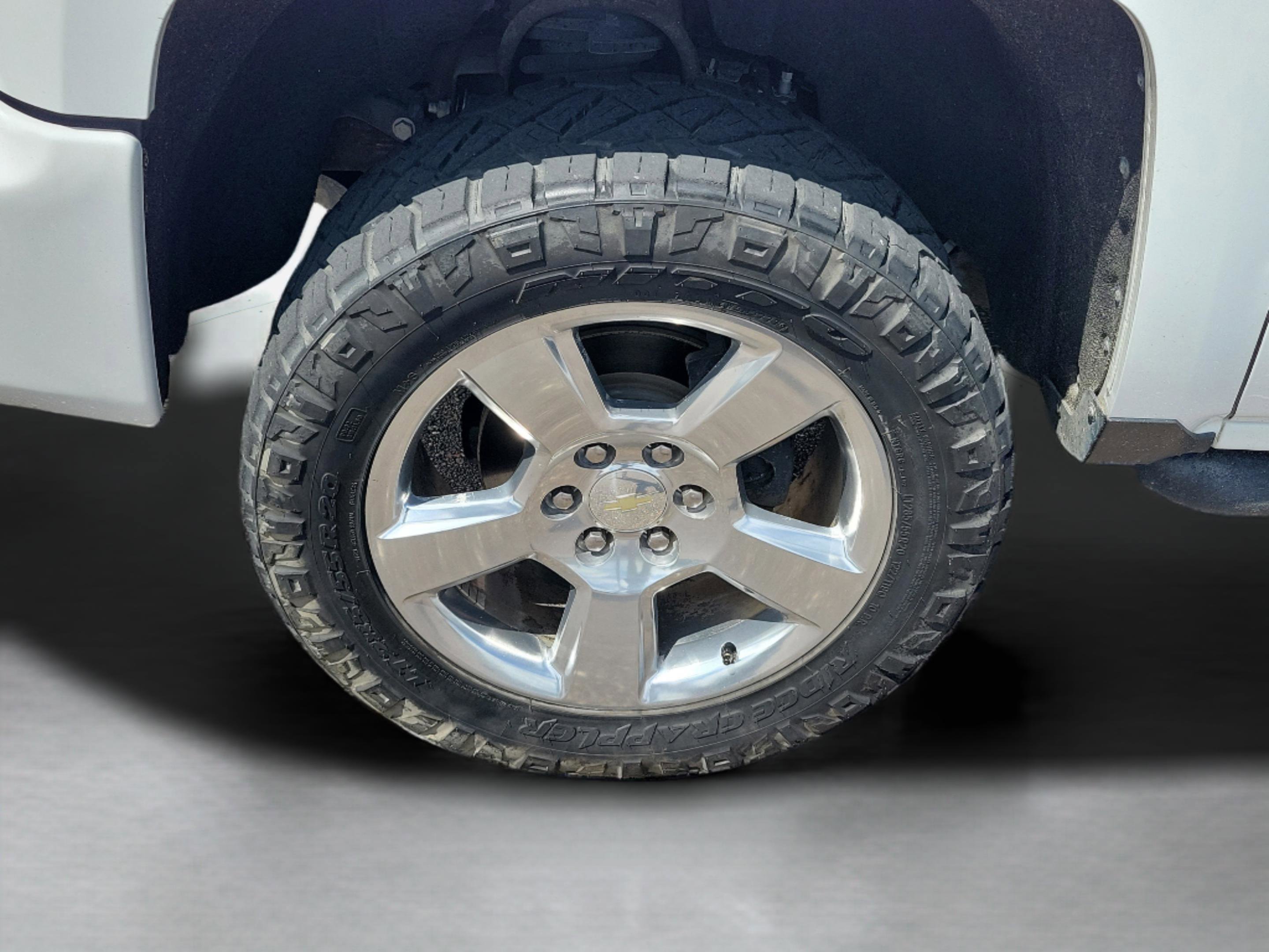 Used 2018 Chevrolet Silverado 1500 LT w/ All Star Edition image 34