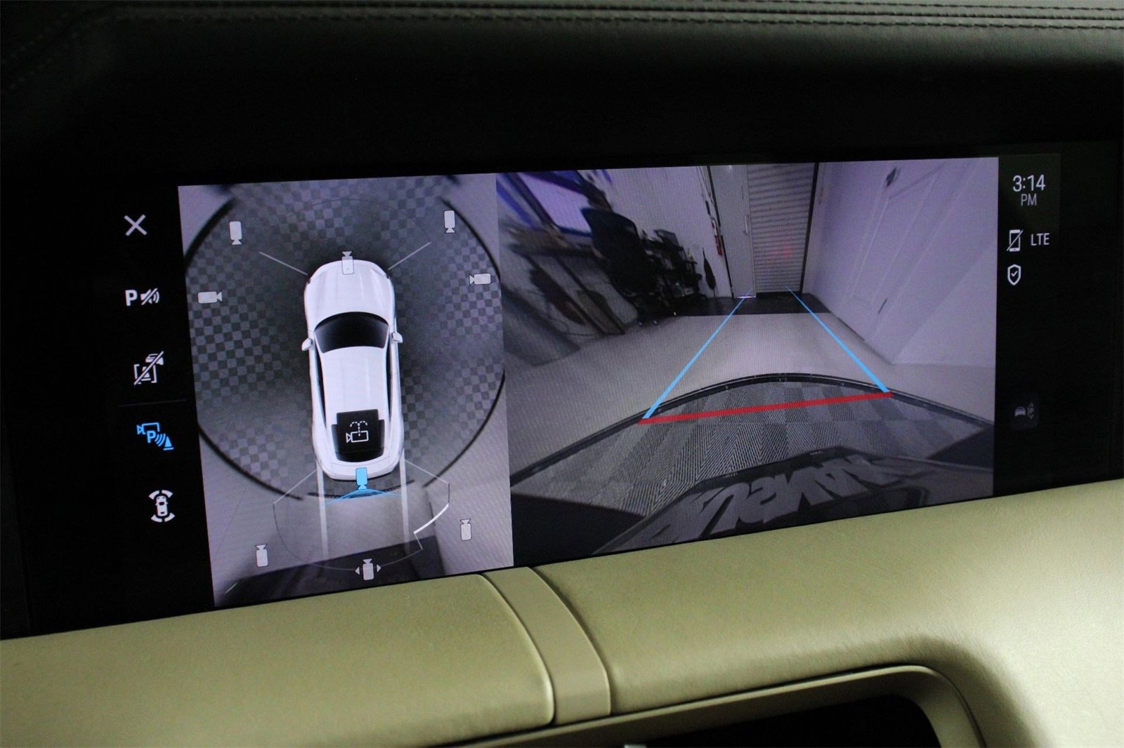 Used 2022 Porsche Taycan 4S image 17