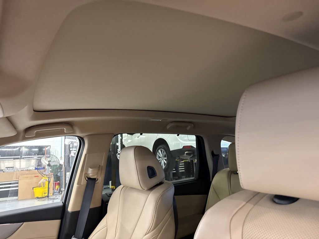 Used 2022 Acura MDX SH-AWD w/ Technology Package image 13