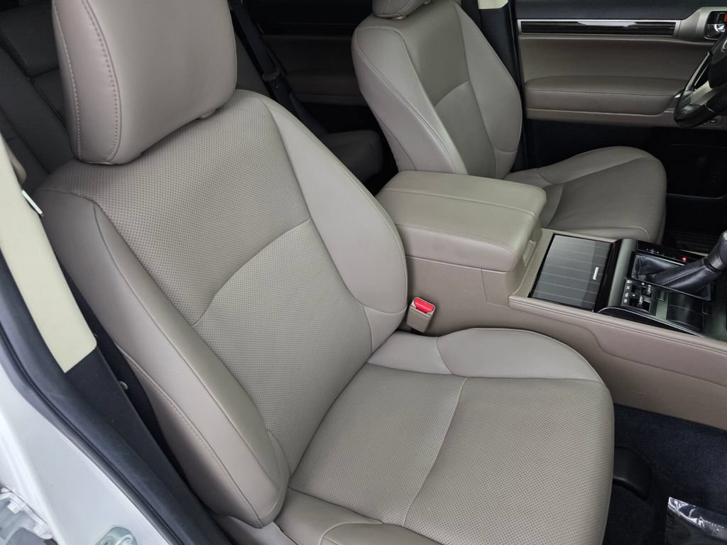 Used 2021 Lexus GX 460 Premium w/ Premium Package AWD/4WD image 31