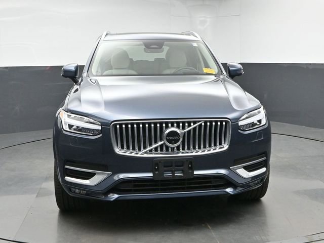 Used 2023 Volvo XC90 B6 Ultimate w/ Protection Package AWD/4WD image 2