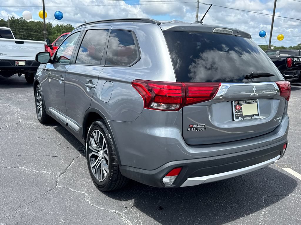 Used 2016 Mitsubishi Outlander SEL FWD image 8