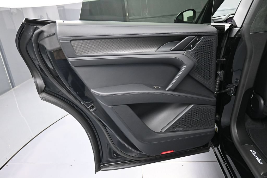 New 2026 Porsche Cayenne Turbo AWD/4WD image 22
