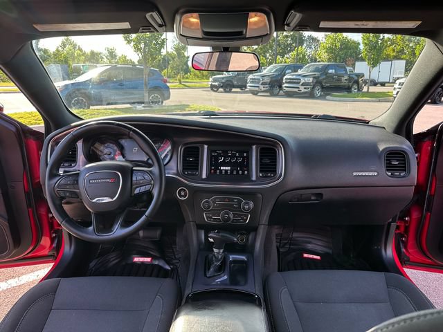 Used 2018 Dodge Charger SXT w/ Blacktop Package RWD image 25
