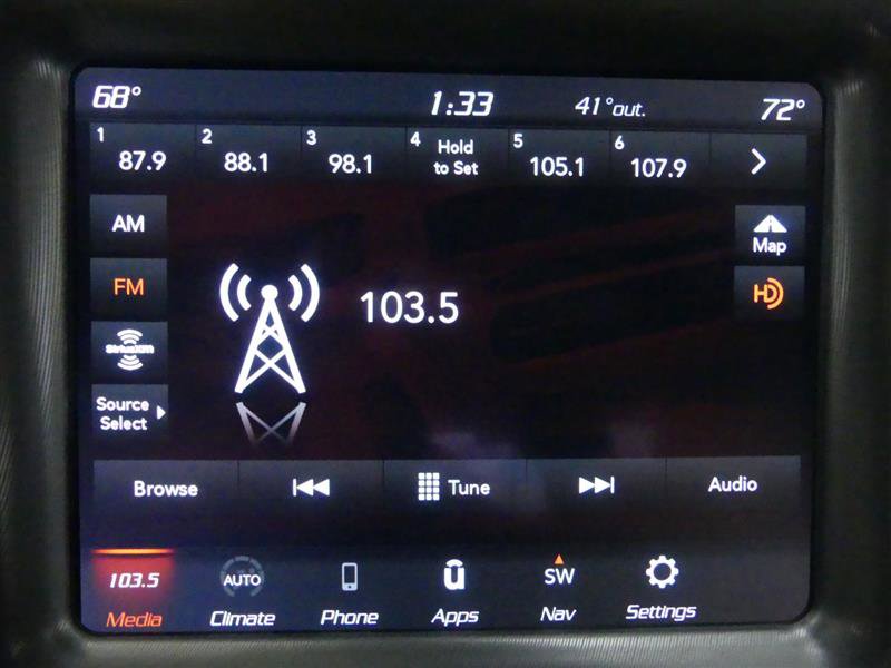 Used 2022 Dodge Challenger GT image 10