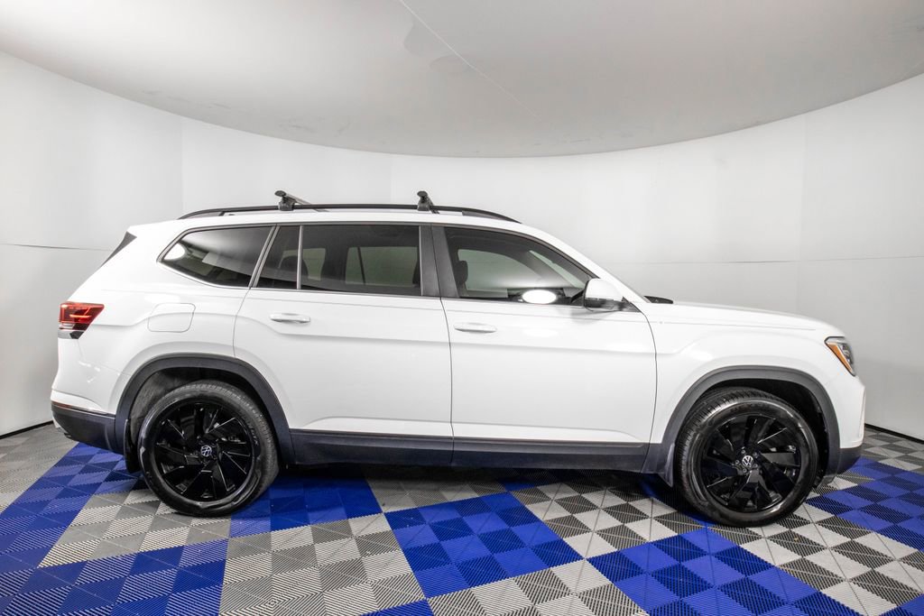 Used 2024 Volkswagen Atlas SE image 4