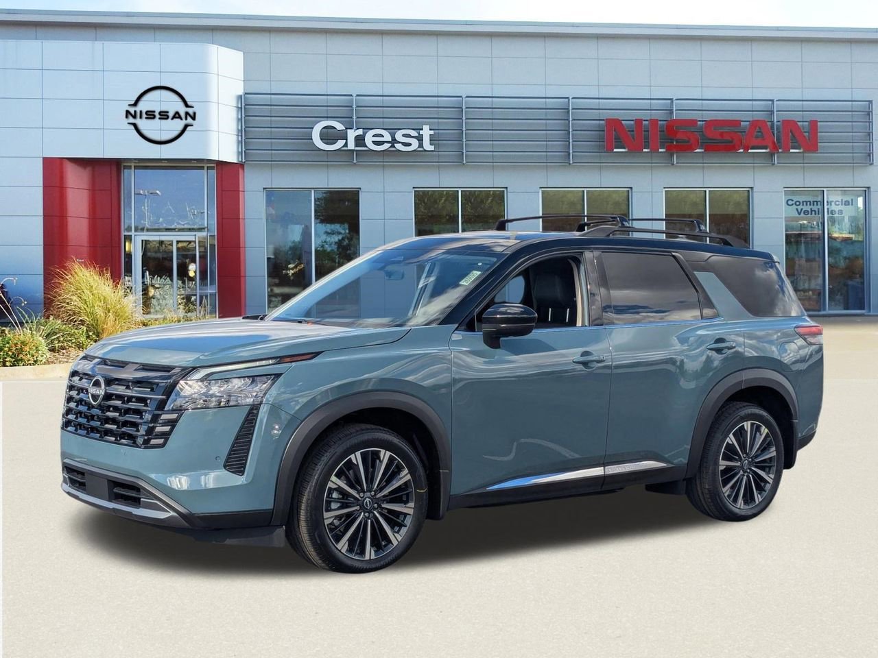 New 2026 Nissan Pathfinder Platinum FWD image 1