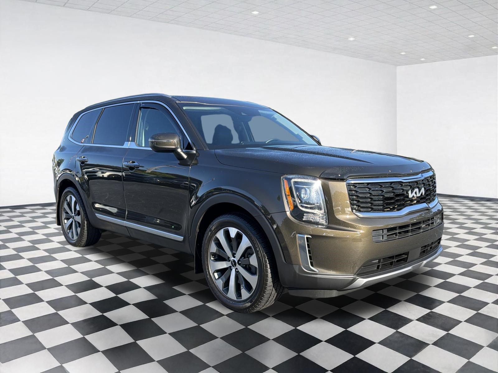 Used 2022 Kia Telluride S FWD image 8