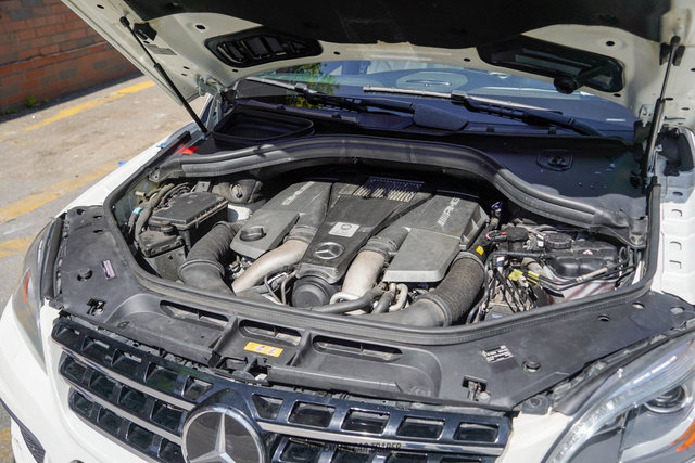 Used 2015 Mercedes-Benz ML 63 AMG 4MATIC image 15