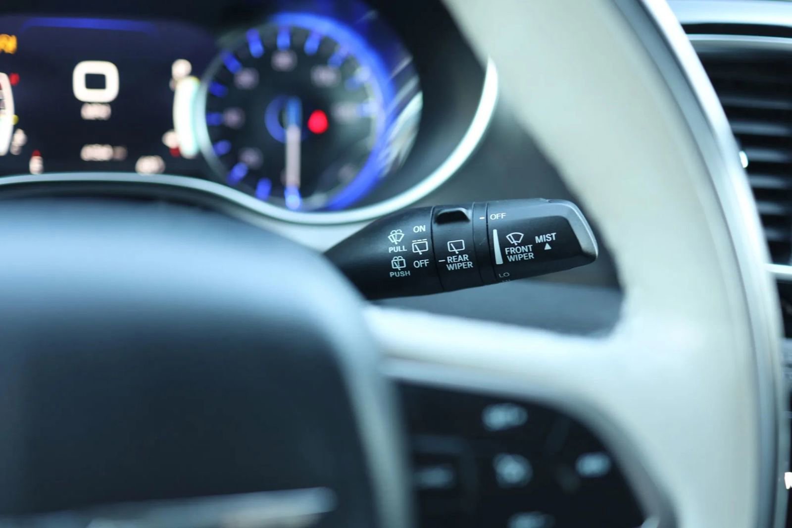Used 2019 Chrysler Pacifica Limited FWD image 21