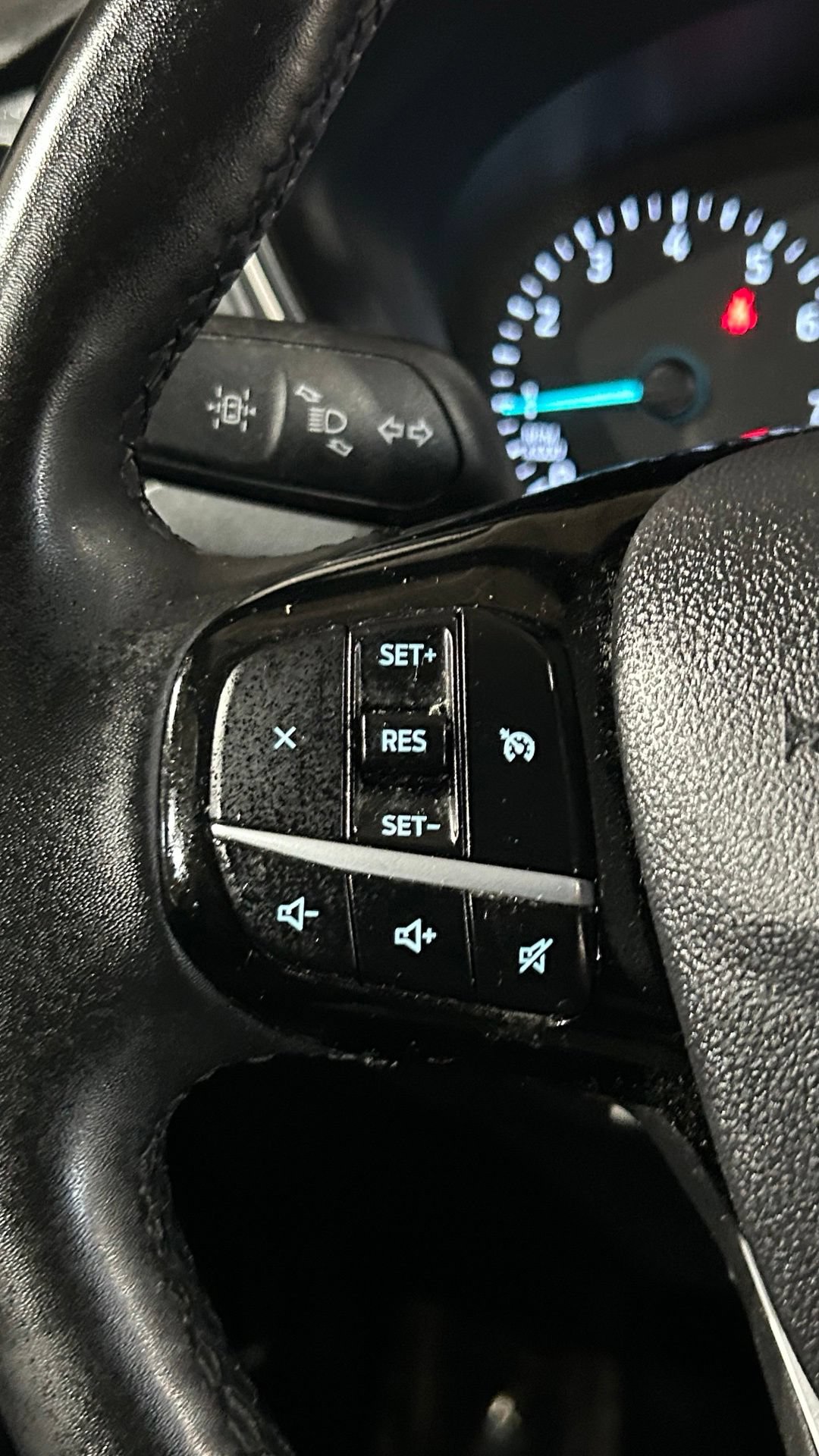 Used 2022 Ford Escape SE w/ Cold Weather Package FWD image 58
