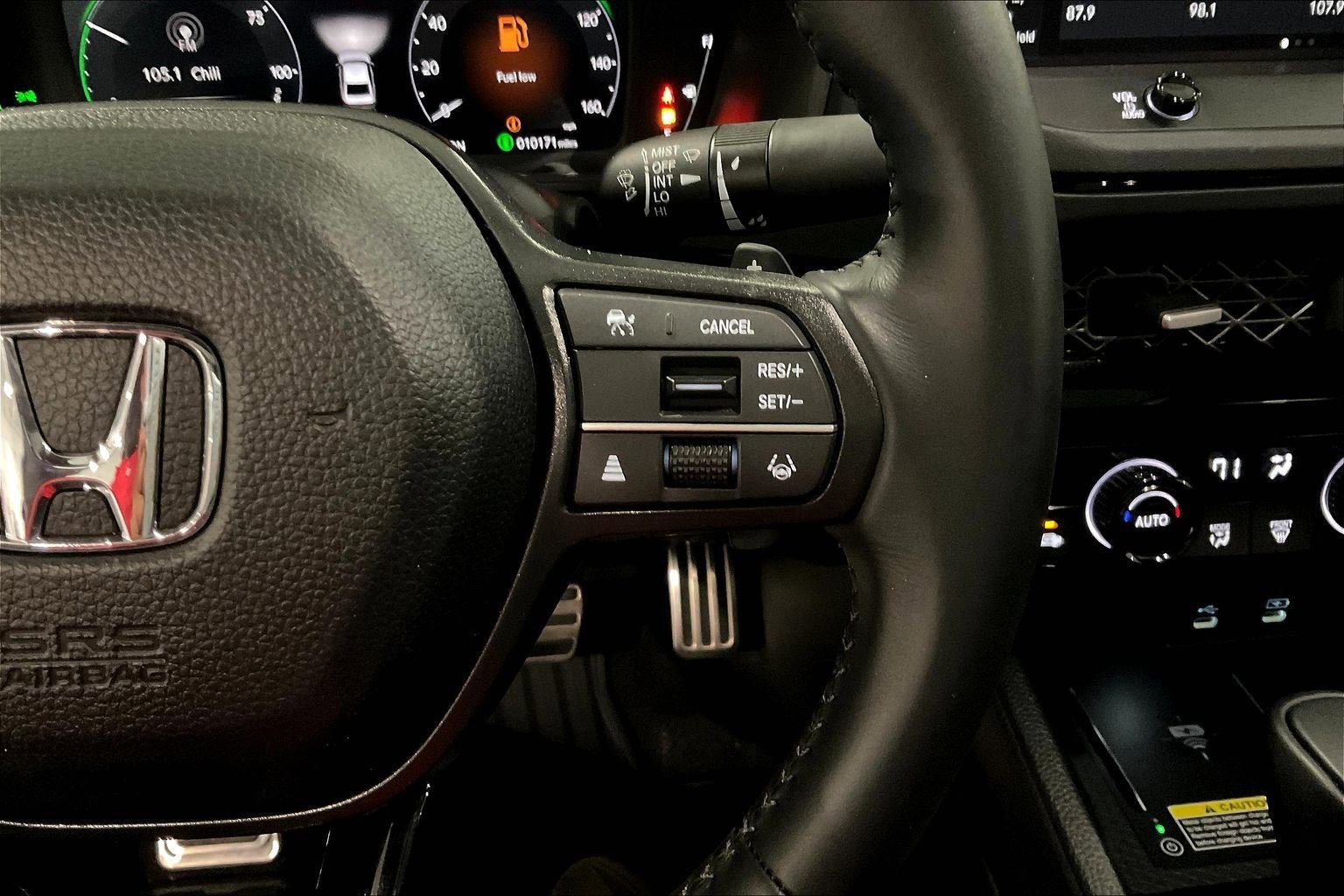 Used 2025 Honda Accord Sport image 12