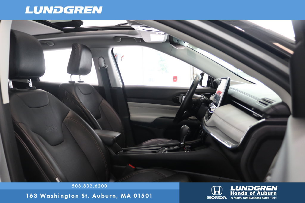 Used 2022 Jeep Compass Limited w/ Sun and Sound Group AWD/4WD image 16