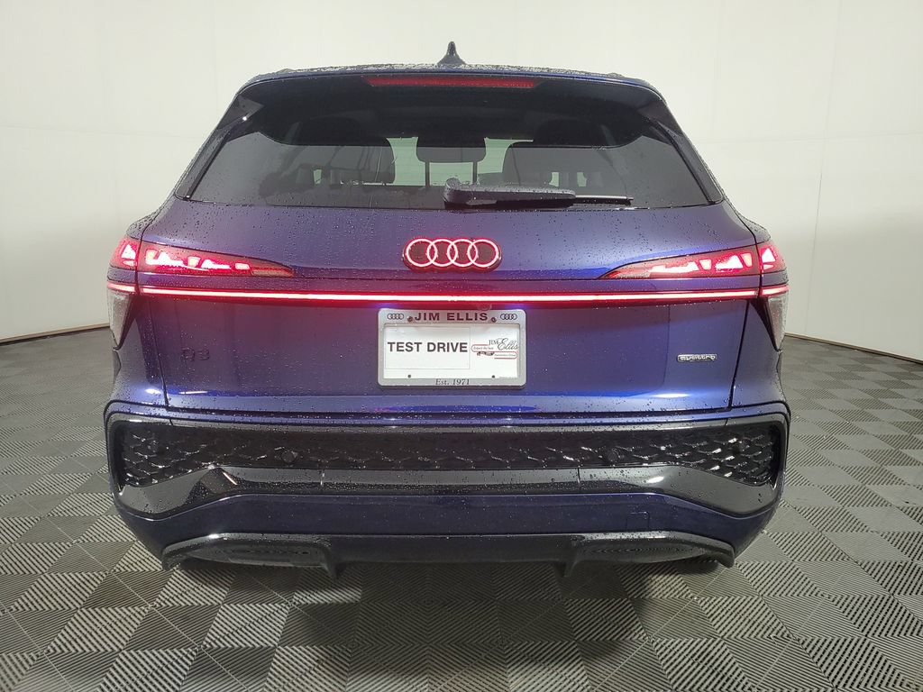 New 2026 Audi Q3 quattro 2.0T AWD/4WD image 5