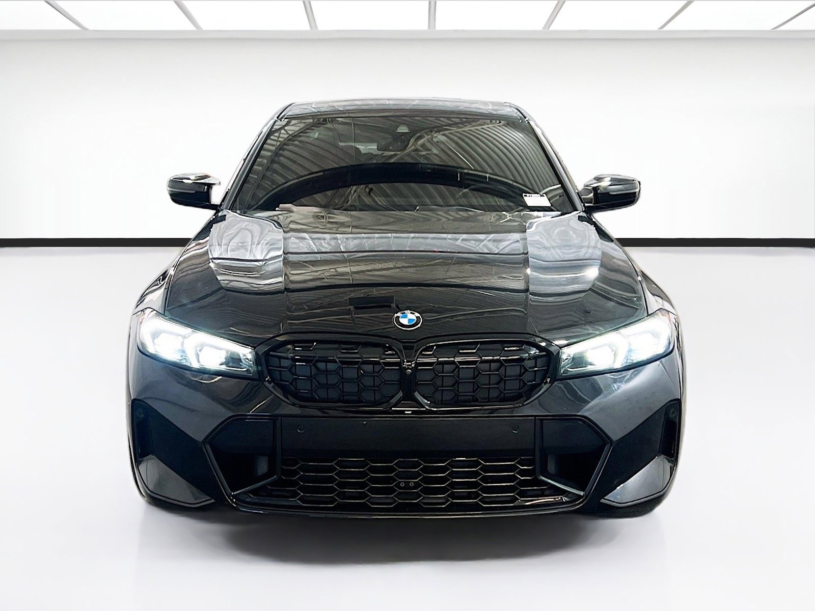 Used 2024 BMW M340i w/ Premium Package image 2