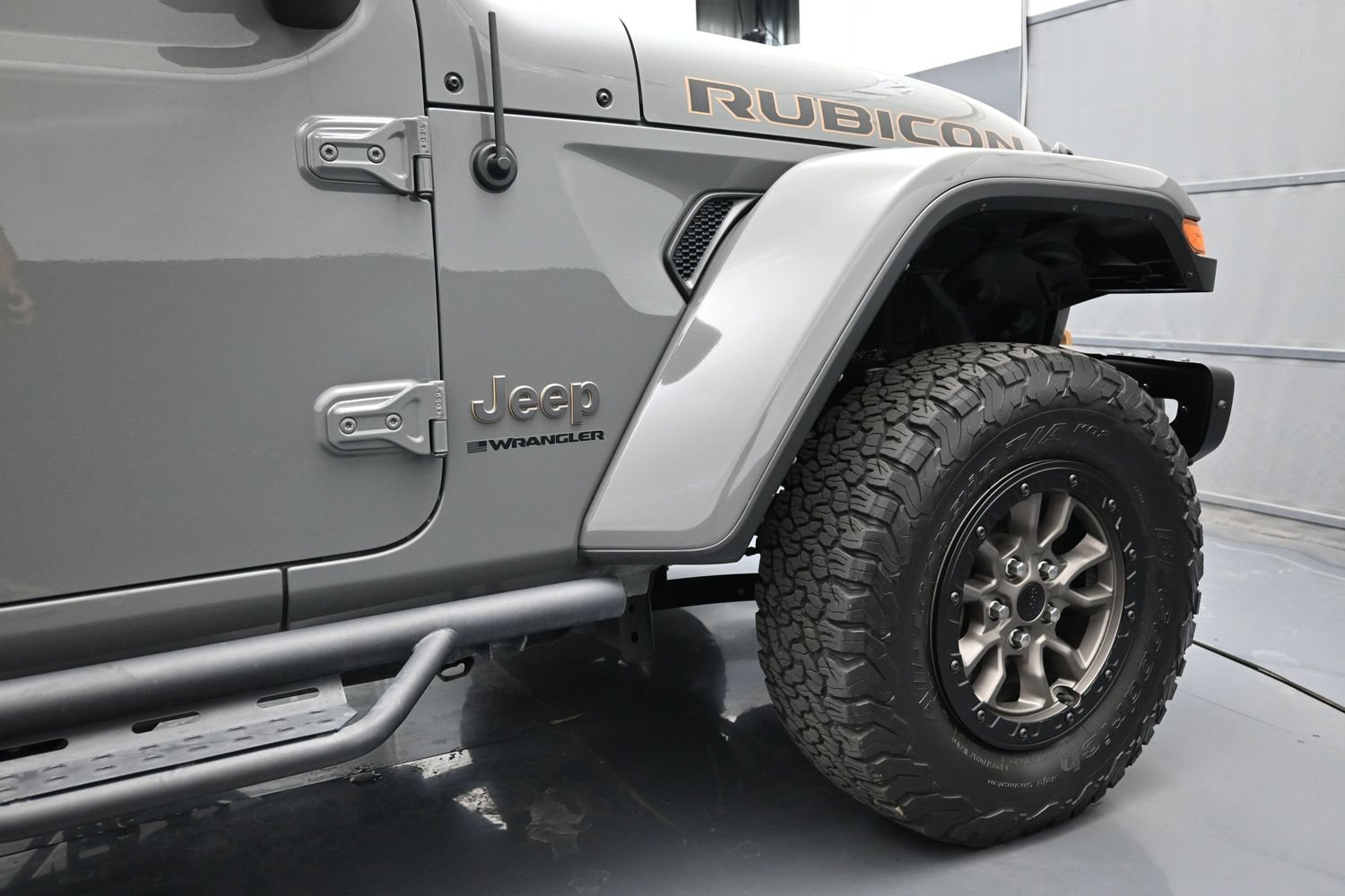 Used 2023 Jeep Wrangler Unlimited Rubicon 392 w/ Trailer Tow Package AWD/4WD image 46